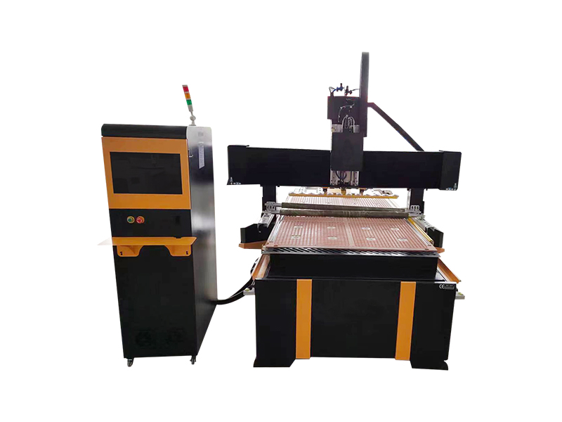 1325直排換刀水冷換刀主軸迷你字雕刻機 1325直排換刀水冷換刀主軸迷你字雕刻機